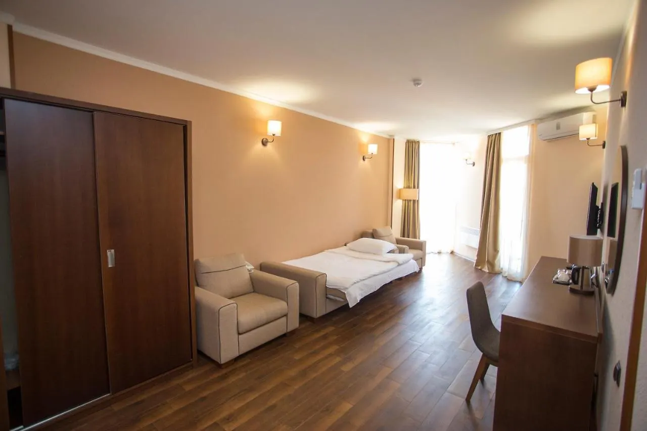 Hotel Corner Inn Batoemi