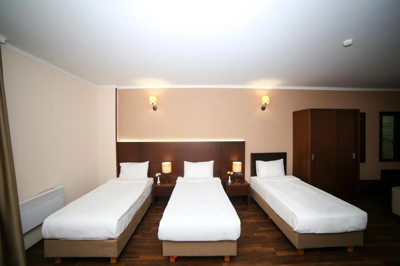 Hotel Corner Inn Batumi 4*,  Georgien