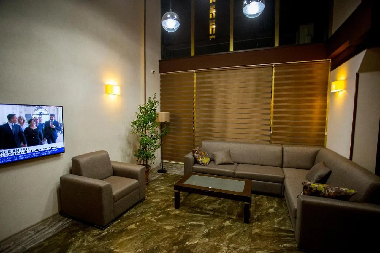 Hotel Corner Inn Batoemi