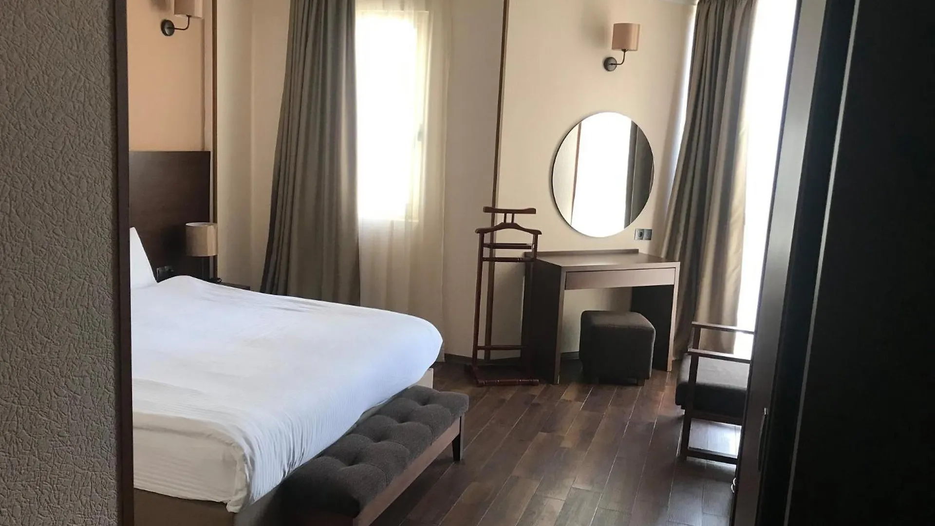 Hotel Corner Inn Batumi 4*,  Georgia